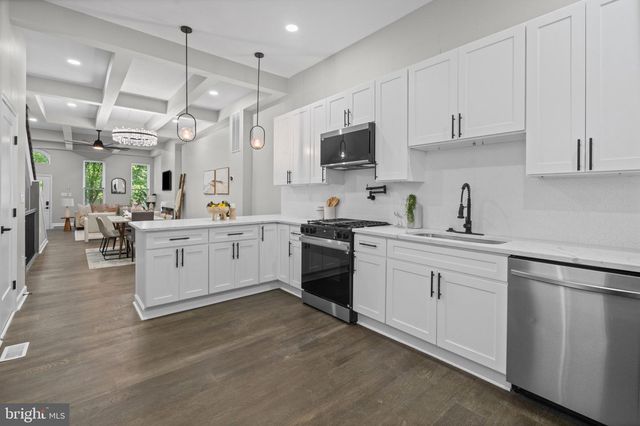 706 N ARLINGTON AVE, Baltimore, MD 21217