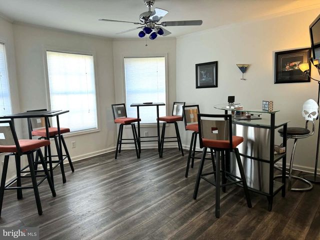 34 VIRGINIA, Earleville, MD 21919