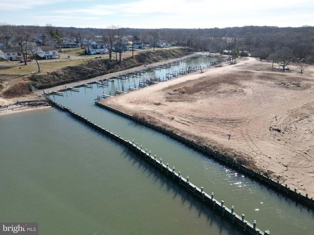 34 VIRGINIA, Earleville, MD 21919