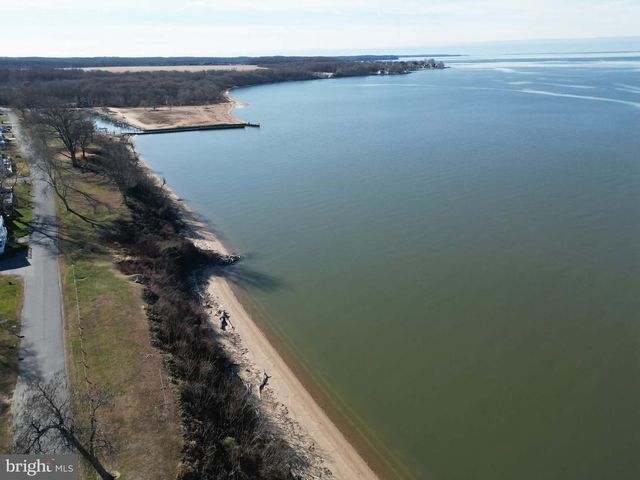 34 VIRGINIA, Earleville, MD 21919