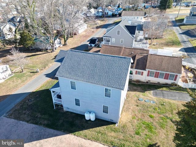 34 VIRGINIA, Earleville, MD 21919