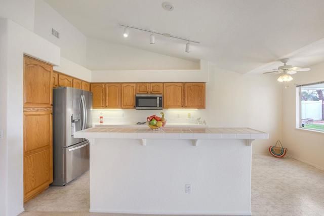 31852 Corte Montecito, Temecula, CA 92592