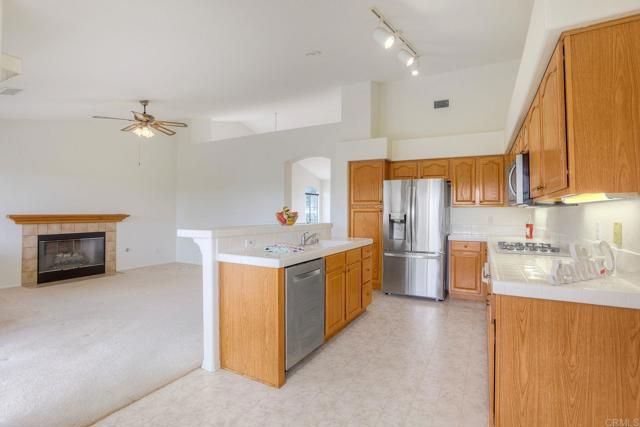 31852 Corte Montecito, Temecula, CA 92592