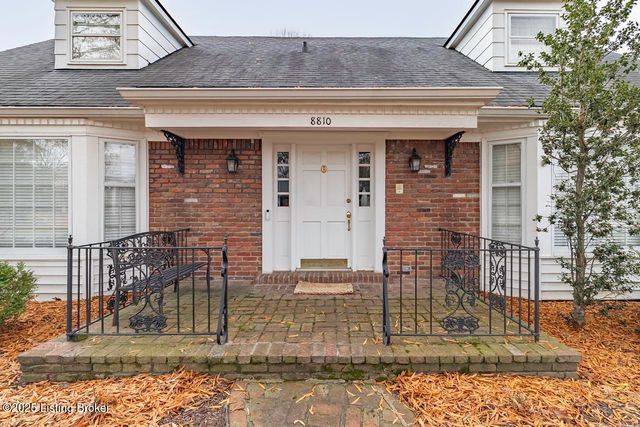 8810 Nottingham Pkwy, Louisville, KY 40222