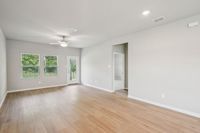 6006 Belchamp Drive, Princeton, TX 75071