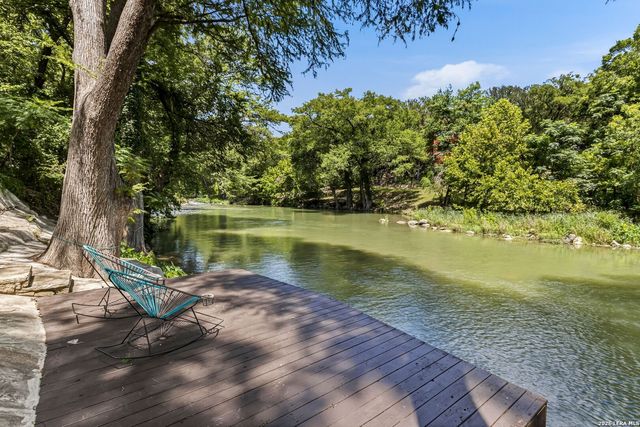 1324 Sleepy Hollow Ln, New Braunfels, TX 78130