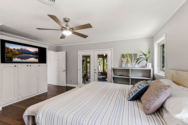 1324 Sleepy Hollow Ln, New Braunfels, TX 78130