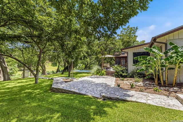 1324 Sleepy Hollow Ln, New Braunfels, TX 78130