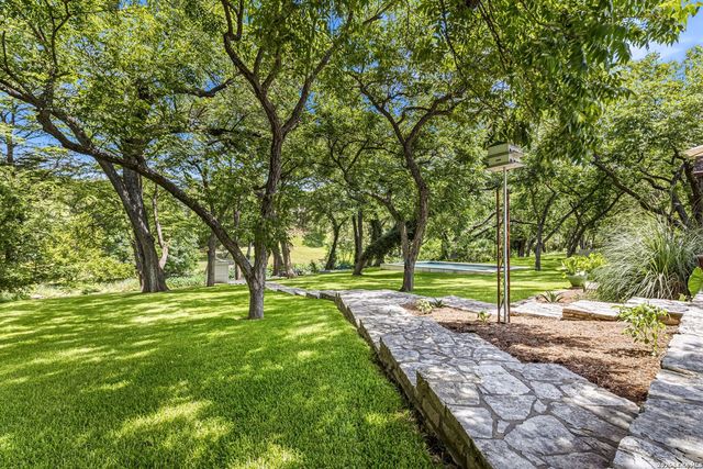 1324 Sleepy Hollow Ln, New Braunfels, TX 78130