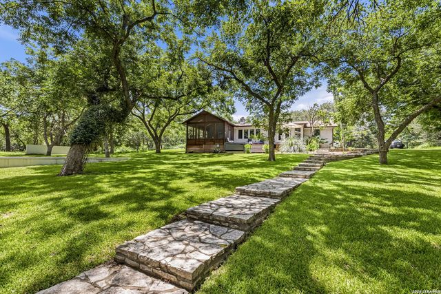 1324 Sleepy Hollow Ln, New Braunfels, TX 78130
