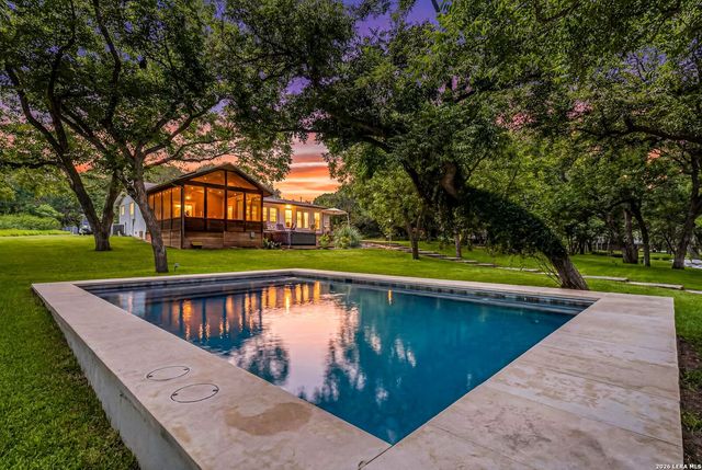 1324 Sleepy Hollow Ln, New Braunfels, TX 78130
