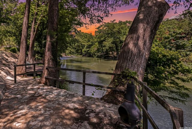 1324 Sleepy Hollow Ln, New Braunfels, TX 78130