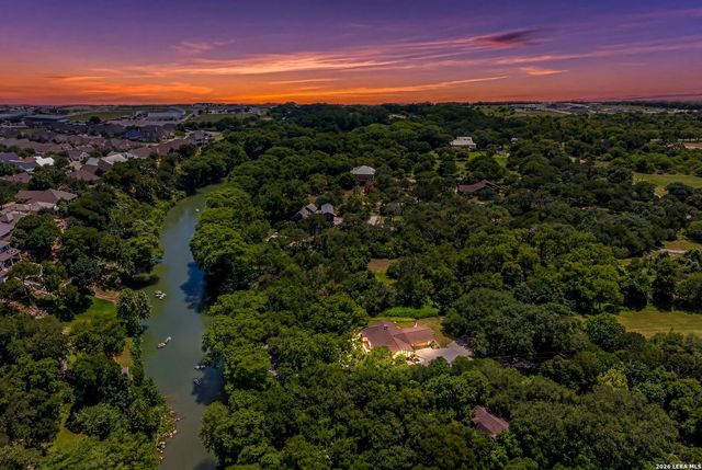 1324 Sleepy Hollow Ln, New Braunfels, TX 78130