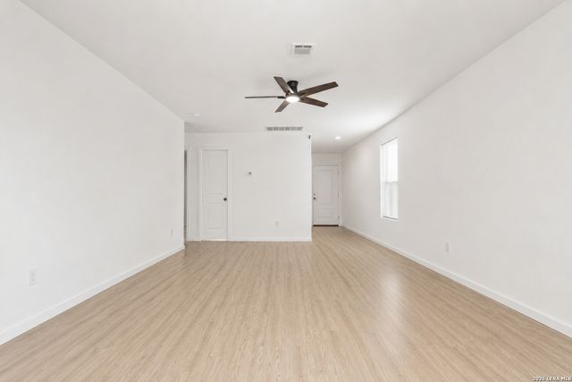 9405 Nelson Way, Seguin, TX 78155