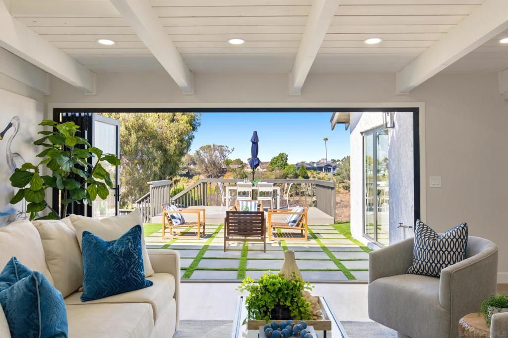2732 Gobat, San Diego, CA 92122 — photo 2