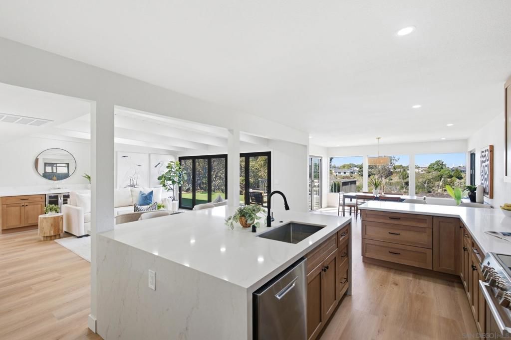 2732 Gobat, San Diego, CA 92122 — photo 4