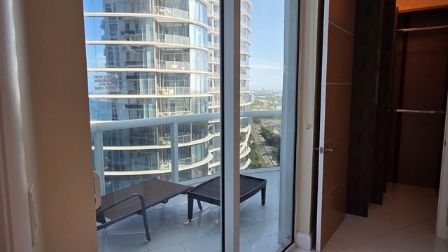 15811 COLLINS Avenue 3807, Sunny Isles Beach, FL 33160