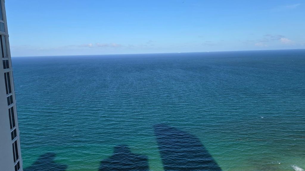 15811 COLLINS Avenue 3807, Sunny Isles Beach, FL 33160