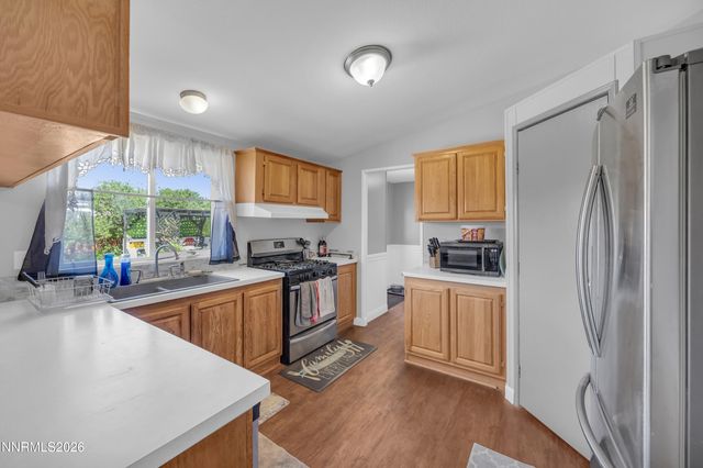 215 Britton Lane, Sun Valley, NV 89433