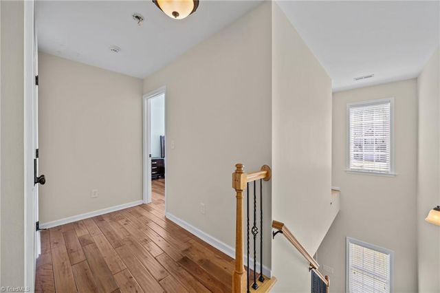 410 Beaumont Circle, Clemmons, NC 27012