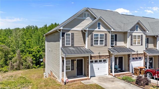 410 Beaumont Circle, Clemmons, NC 27012