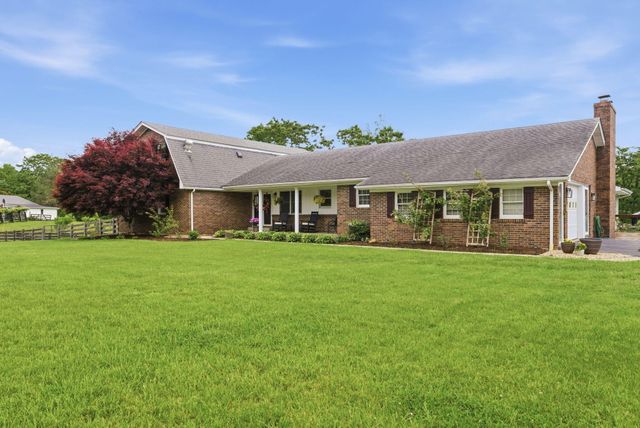 362 Opossum Kingdom Road, Berea, KY 40403
