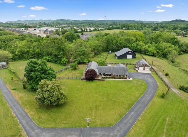 362 Opossum Kingdom Road, Berea, KY 40403