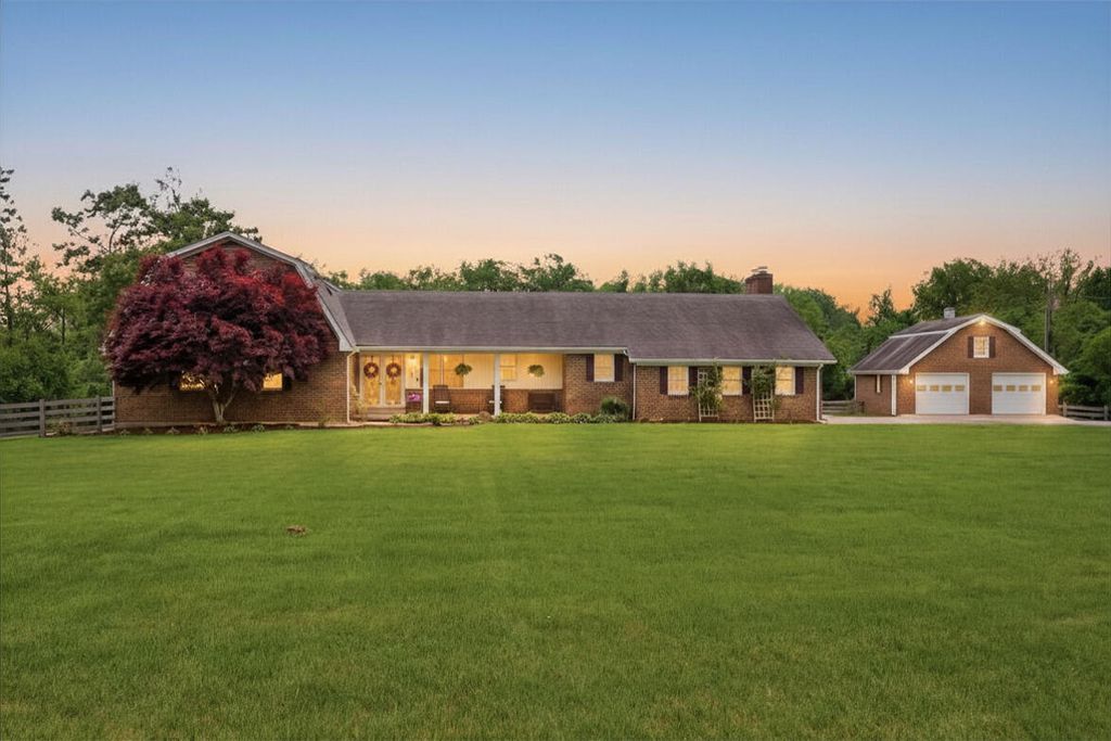 362 Opossum Kingdom Road, Berea, KY 40403