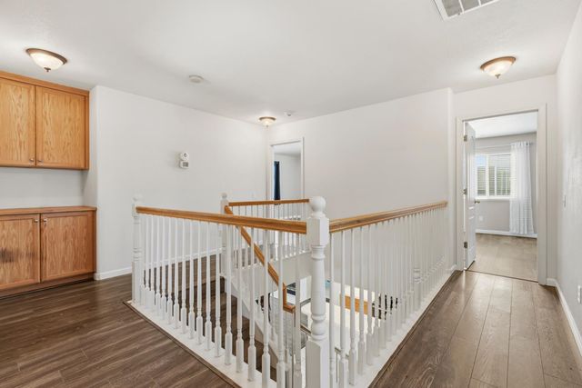 242 Greenhouse Way, Turlock, CA 95382