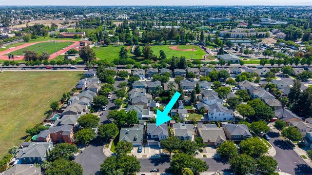 242 Greenhouse Way, Turlock, CA 95382