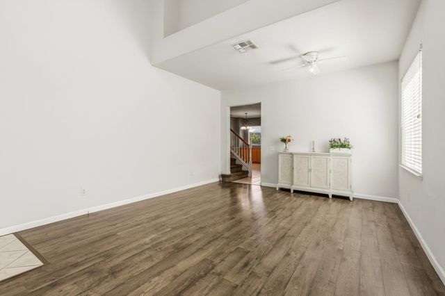 242 Greenhouse Way, Turlock, CA 95382