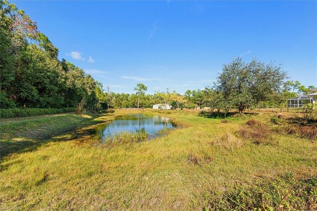 9851 Merle DR, North Fort Myers, FL 33917