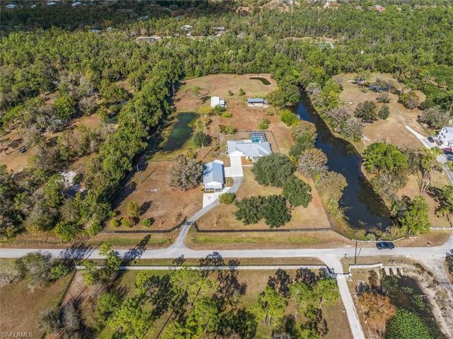 9851 Merle DR, North Fort Myers, FL 33917