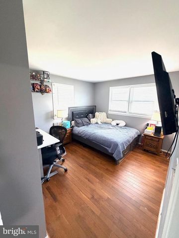 7410 DICKENSON ST, Springfield, VA 22150