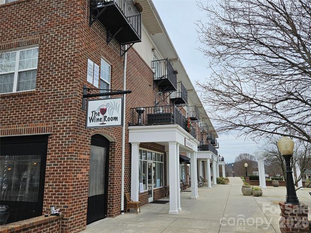 5765 Village Drive NW, Concord, NC 28027