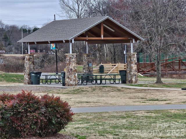 5765 Village Drive NW, Concord, NC 28027