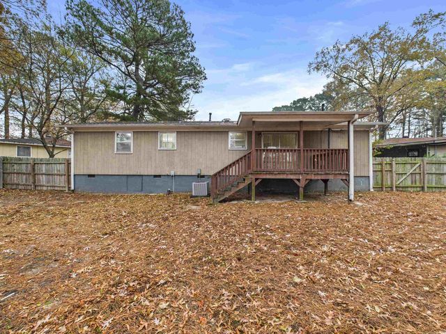 14 Linkay Court, Little Rock, AR 72209