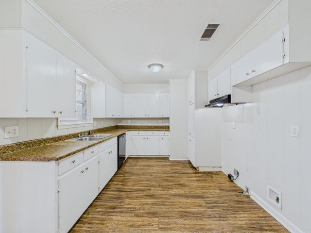 14 Linkay Court, Little Rock, AR 72209