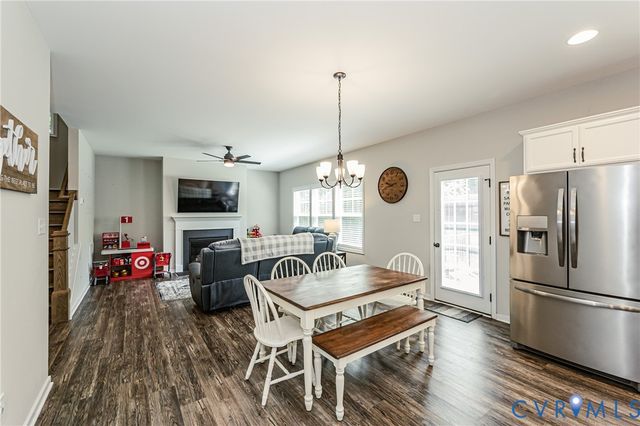 8425 Sparks Ter, Quinton, VA 23141