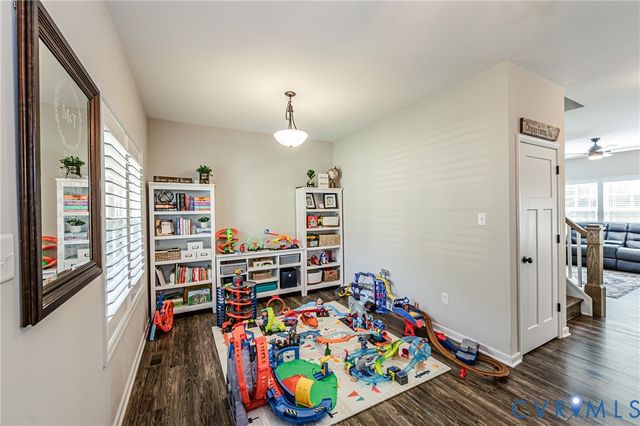 8425 Sparks Ter, Quinton, VA 23141