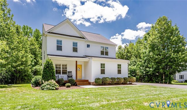 8425 Sparks Ter, Quinton, VA 23141