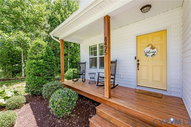 8425 Sparks Ter, Quinton, VA 23141