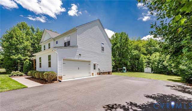 8425 Sparks Ter, Quinton, VA 23141