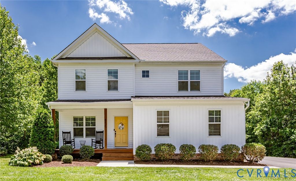 8425 Sparks Ter, Quinton, VA 23141