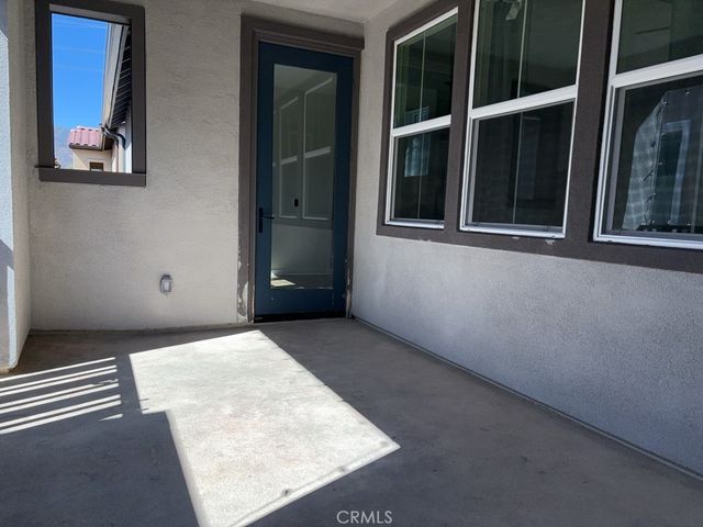 15992 Jaime Lane 8, Fontana, CA 92336
