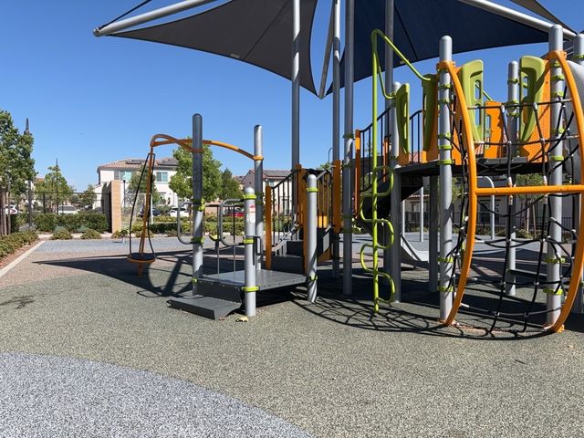 15992 Jaime Lane 8, Fontana, CA 92336