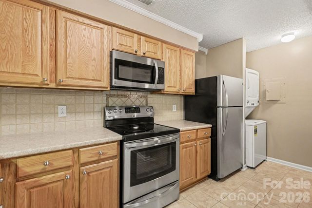 1051 Churchill Downs Court B, Charlotte, NC 28211