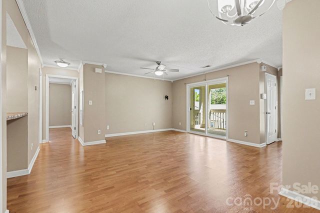 1051 Churchill Downs Court B, Charlotte, NC 28211