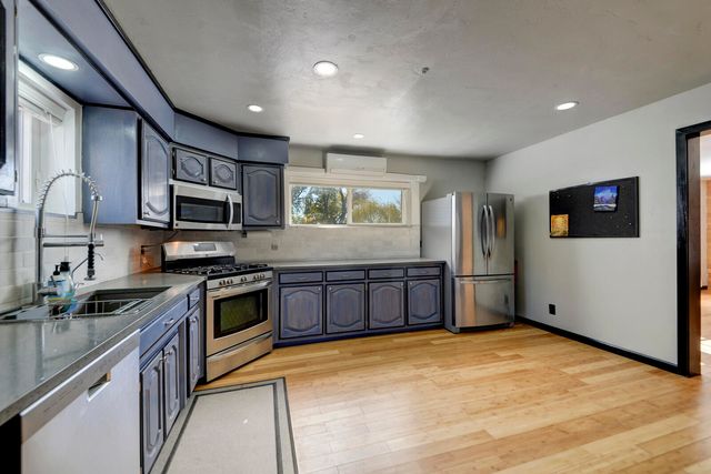 6 Wood Drive, Belen, NM 87002