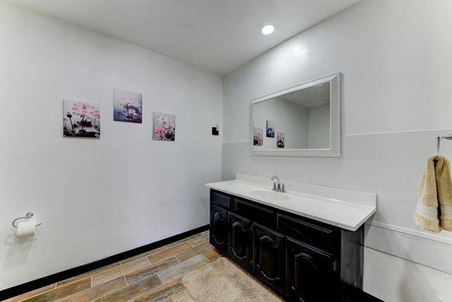 6 Wood Drive, Belen, NM 87002